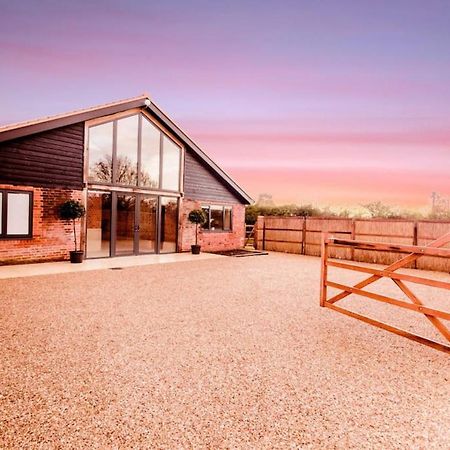 Beautiful Barn Conversion Close To The Broads Dilham Luaran gambar